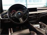 BMW X6 M50d *Standheizung*Schiebedach*HUD*HarmanKard - scheckheftgepflegte BMW X6 M50