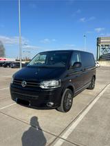 Volkswagen VW T5 Multivan *viele Neuteile* - VW T5 Multivan in Dortmund