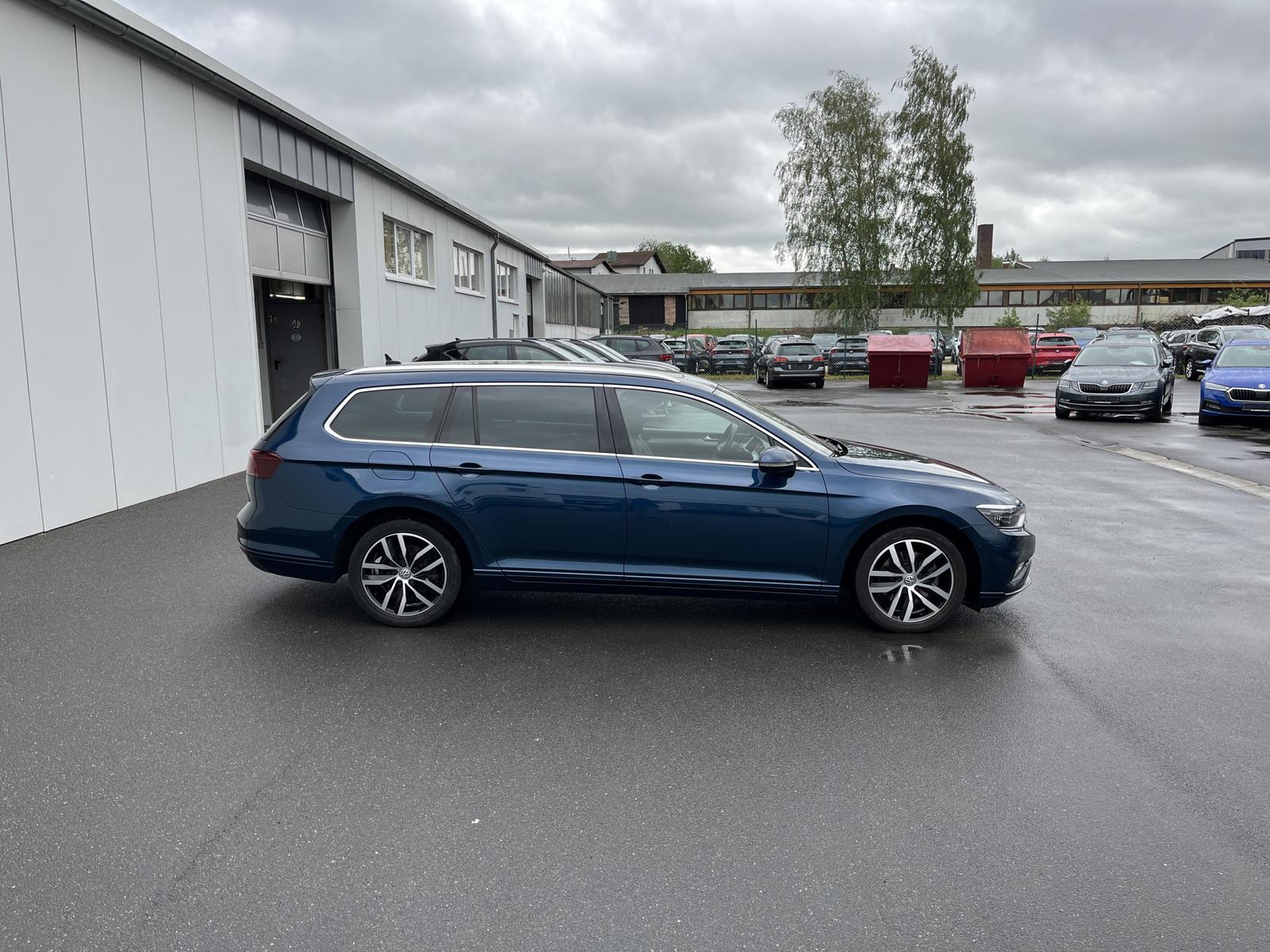 Volkswagen Passat 2.0 TDI DSG Business 156€ m.20% A, миниатюра 4