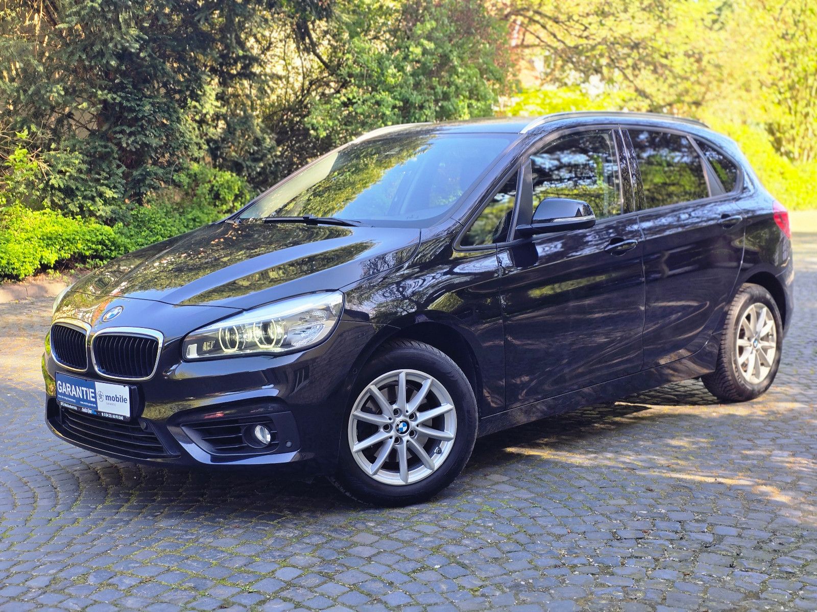 BMW 218i Active Tourer Adva.*NAVI|LED-SW|AHK|80TKM*
