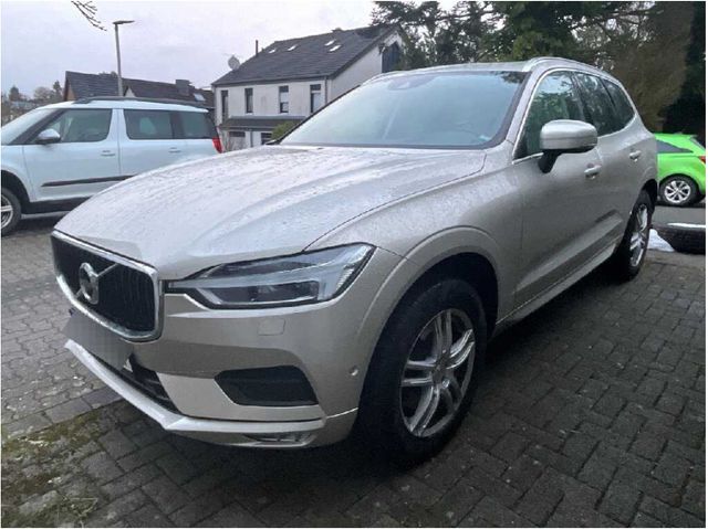 Volvo XC60 AWD Aut. Mom Pro LED/NAVI/SHZ/PANO/360°/8Fa