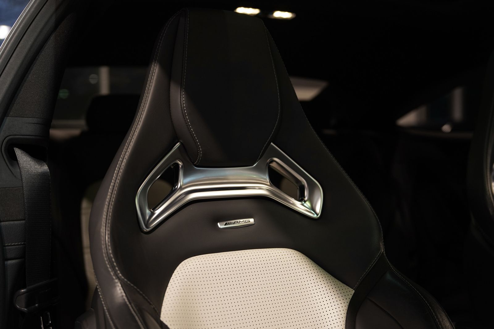 Mercedes Benz C 63 Amg