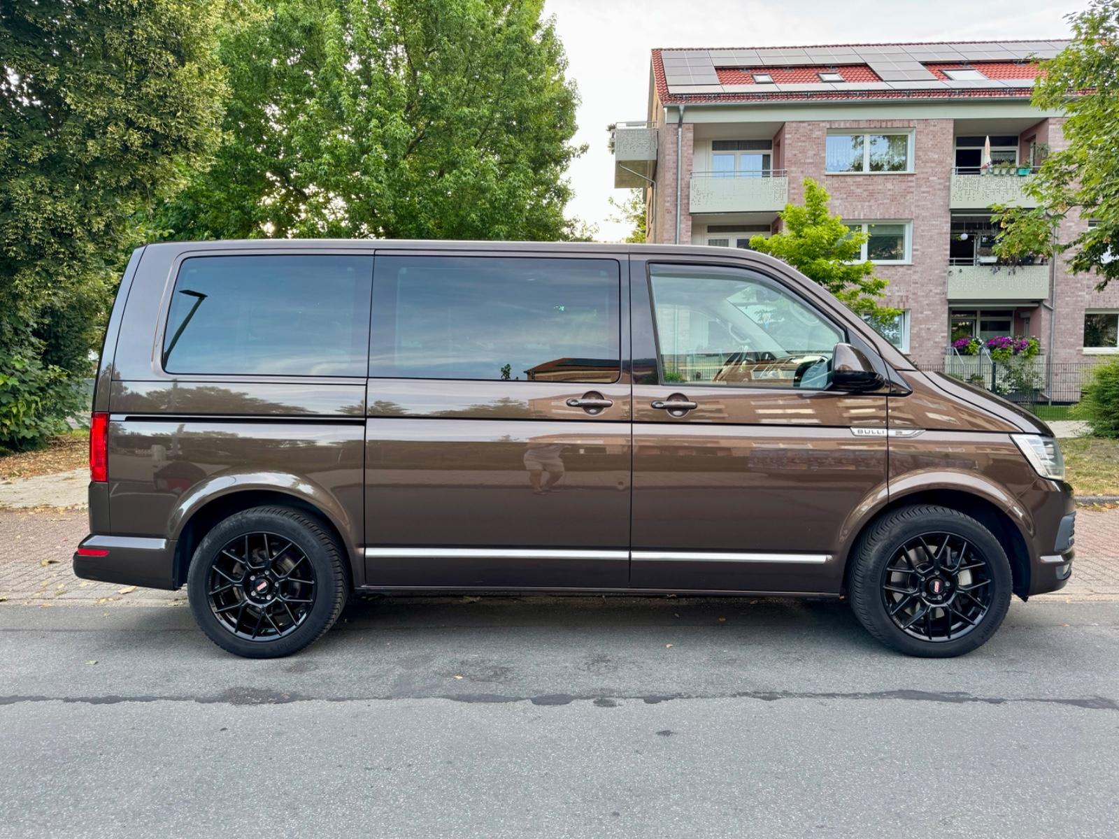 Volkswagen T6 Multivan Highline 150kW / ACC / Standheizung