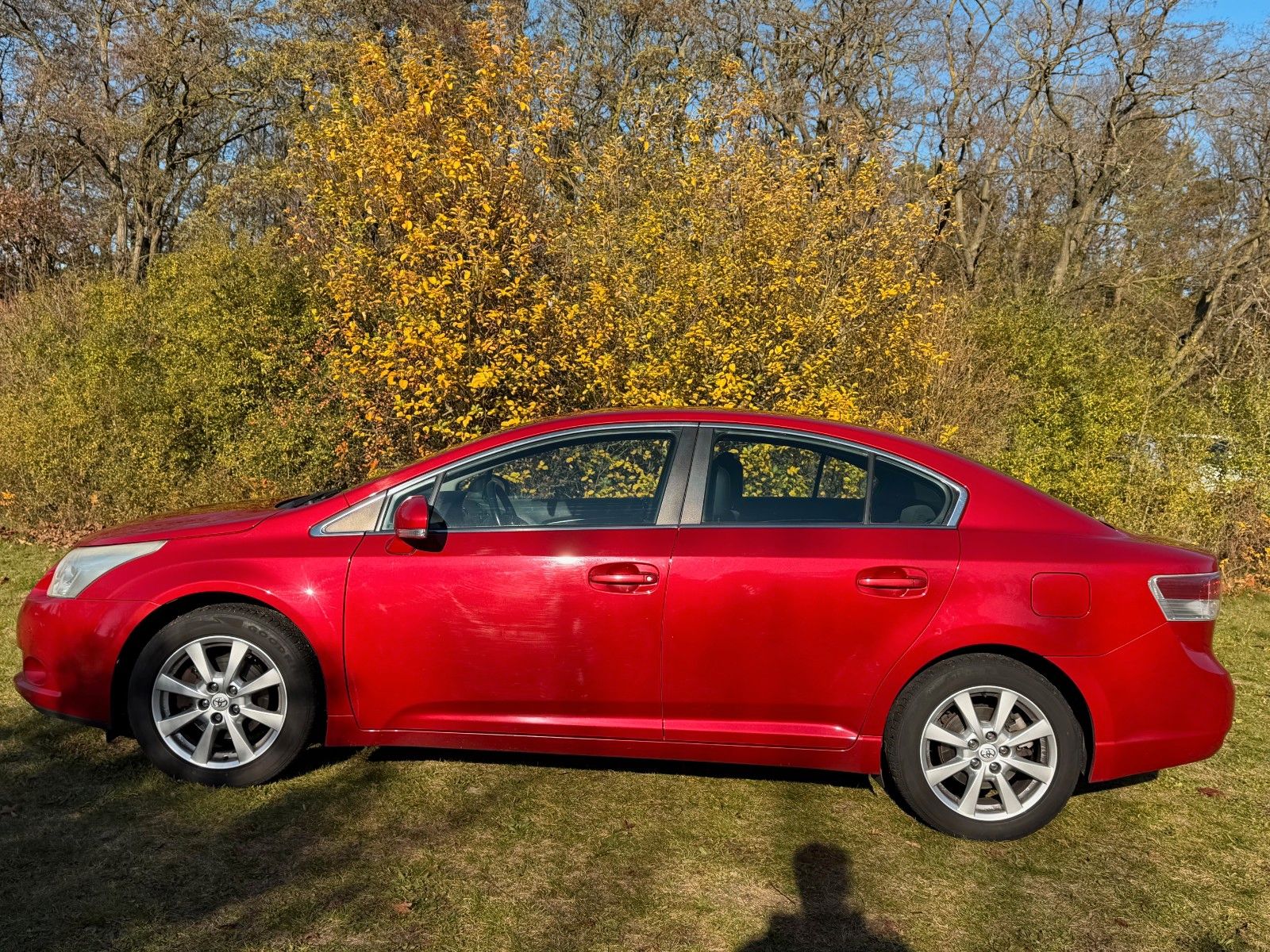 Fahrzeugabbildung Toyota Avensis 2.0 Executive AT *Allwetter*Stzhzg*PDC*