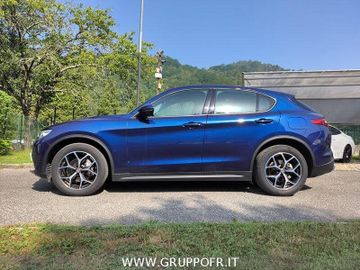 Alfa-Romeo Stelvio - 4