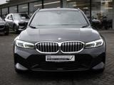 BMW 320d Touring M-Sport LED HUD ACC NAVI KAMERA - BMW 320 Jahreswagen: 320d