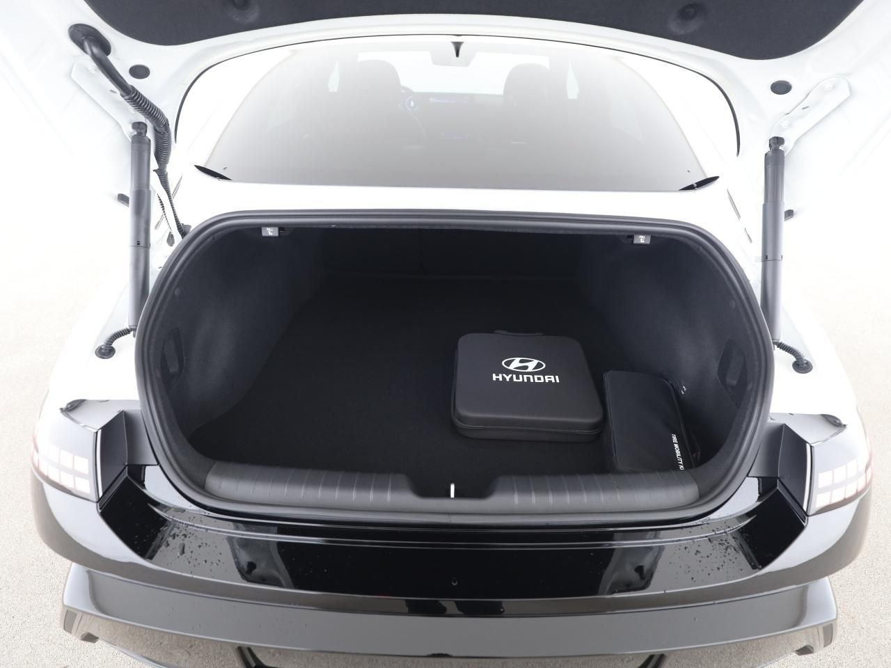 Hyundai IONIQ 6 – Bild 16