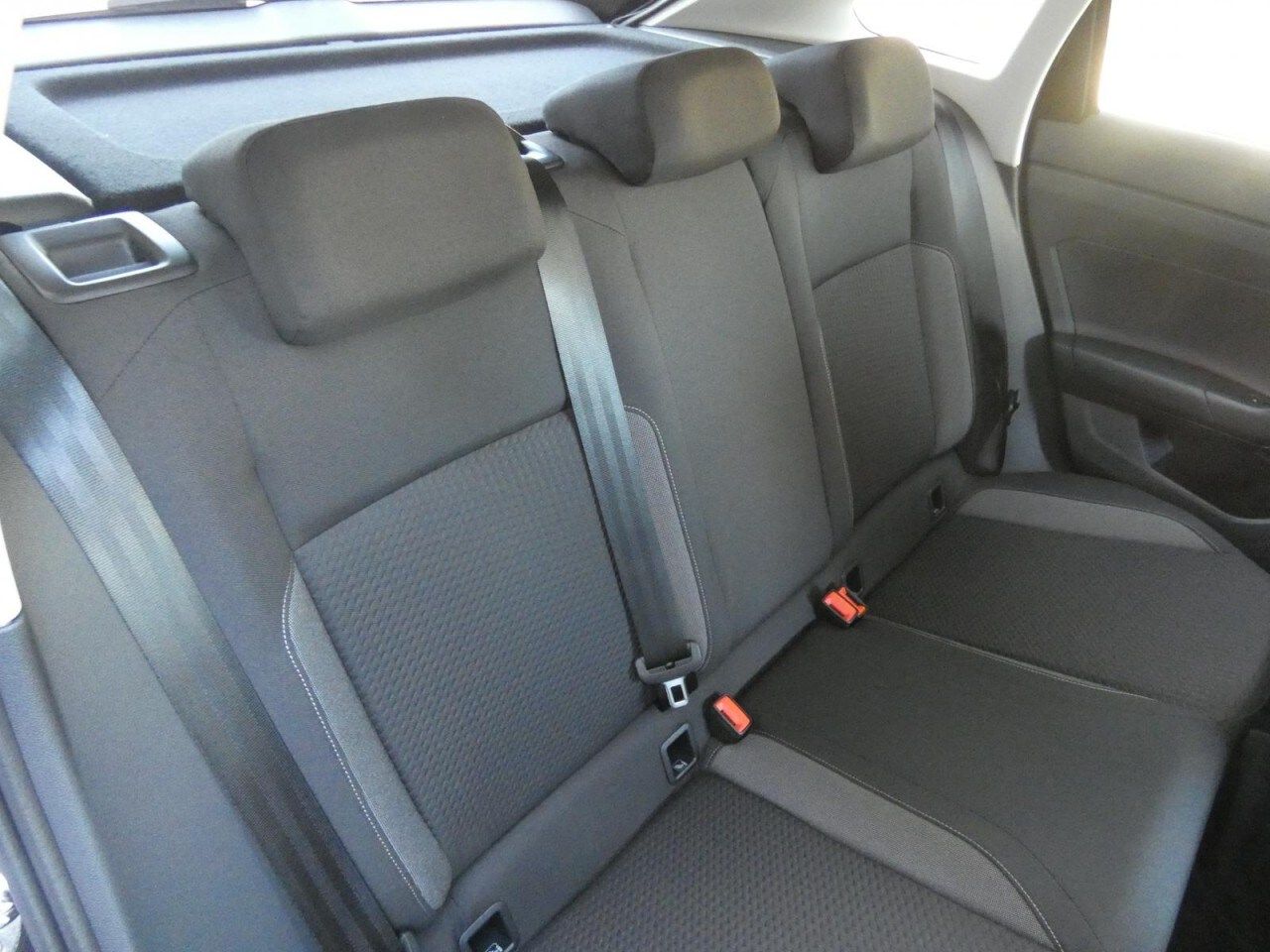 Volkswagen Taigo Life Taigo 1.0 TSI Life LED AHK Navi RKame foto 5