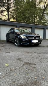 Mercedes-Benz C 200 - mit Benzin-Antrieb: Blau, Teilleder, Luftfederung, Limousine