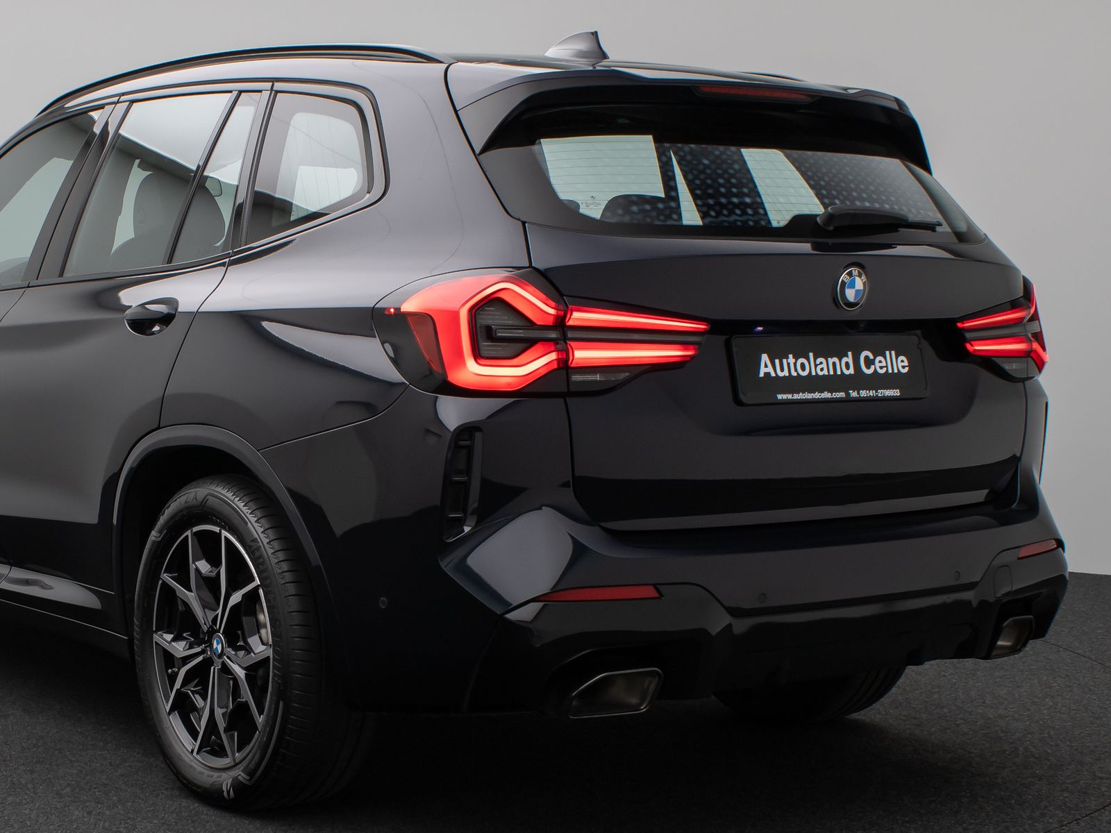 Fahrzeugabbildung BMW X3 xD20i M Sport Panorama 360°DAB HiFi Komfort
