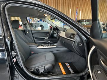 BMW 318d *M Shadow LINE*TEMPO*NAV*PDC*AHK*LED*