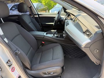 BMW 520 Gran Turismo - 11