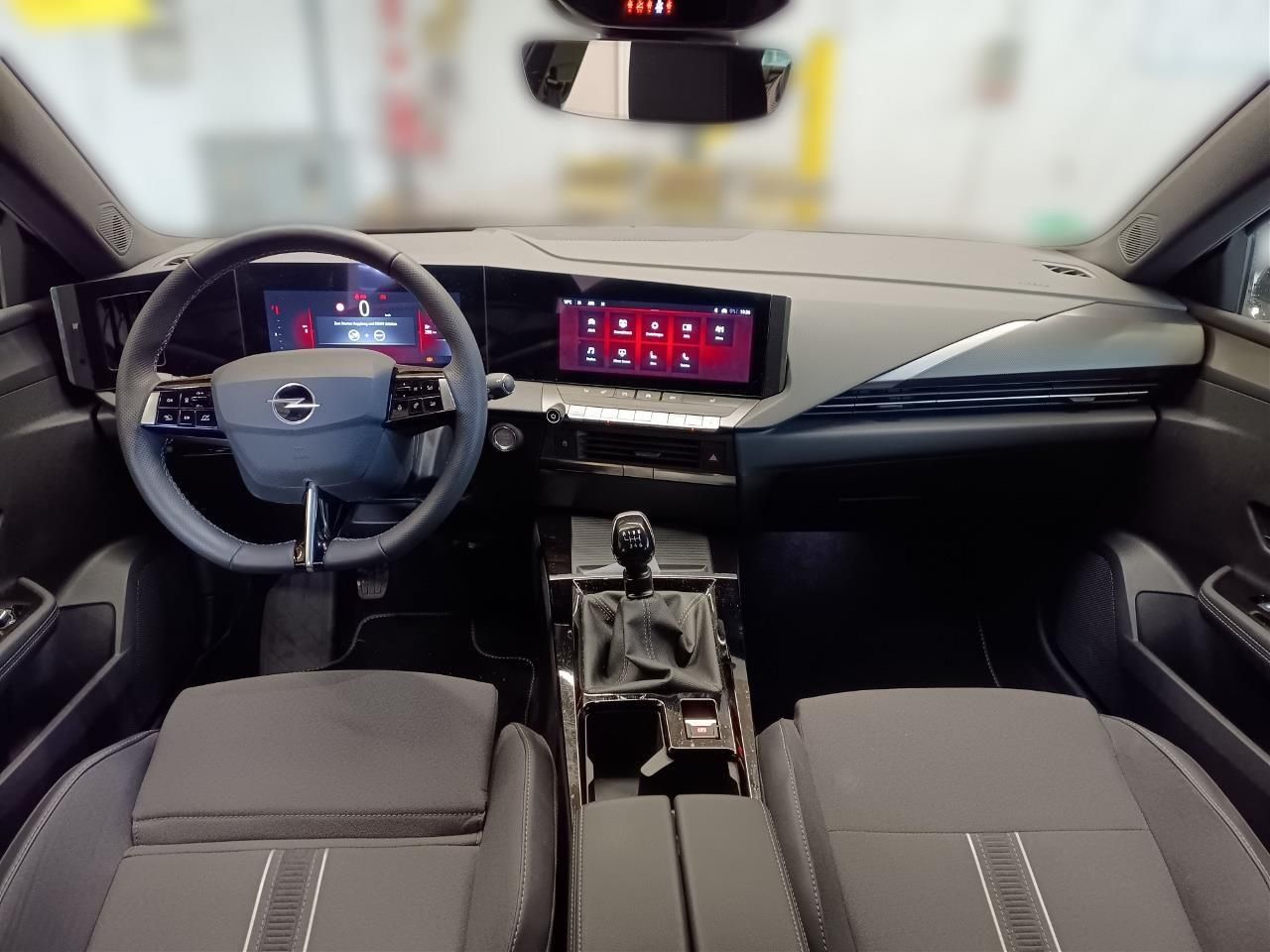 Fahrzeugabbildung Opel Astra ST 1.2T GS - 360°Kamera, Sitz-,Lenkradhzg.
