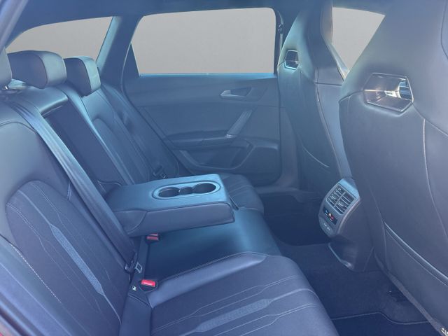 Leon Sportstourer VZ 4Drive *AHK+Navi+ACC+PDC+RF