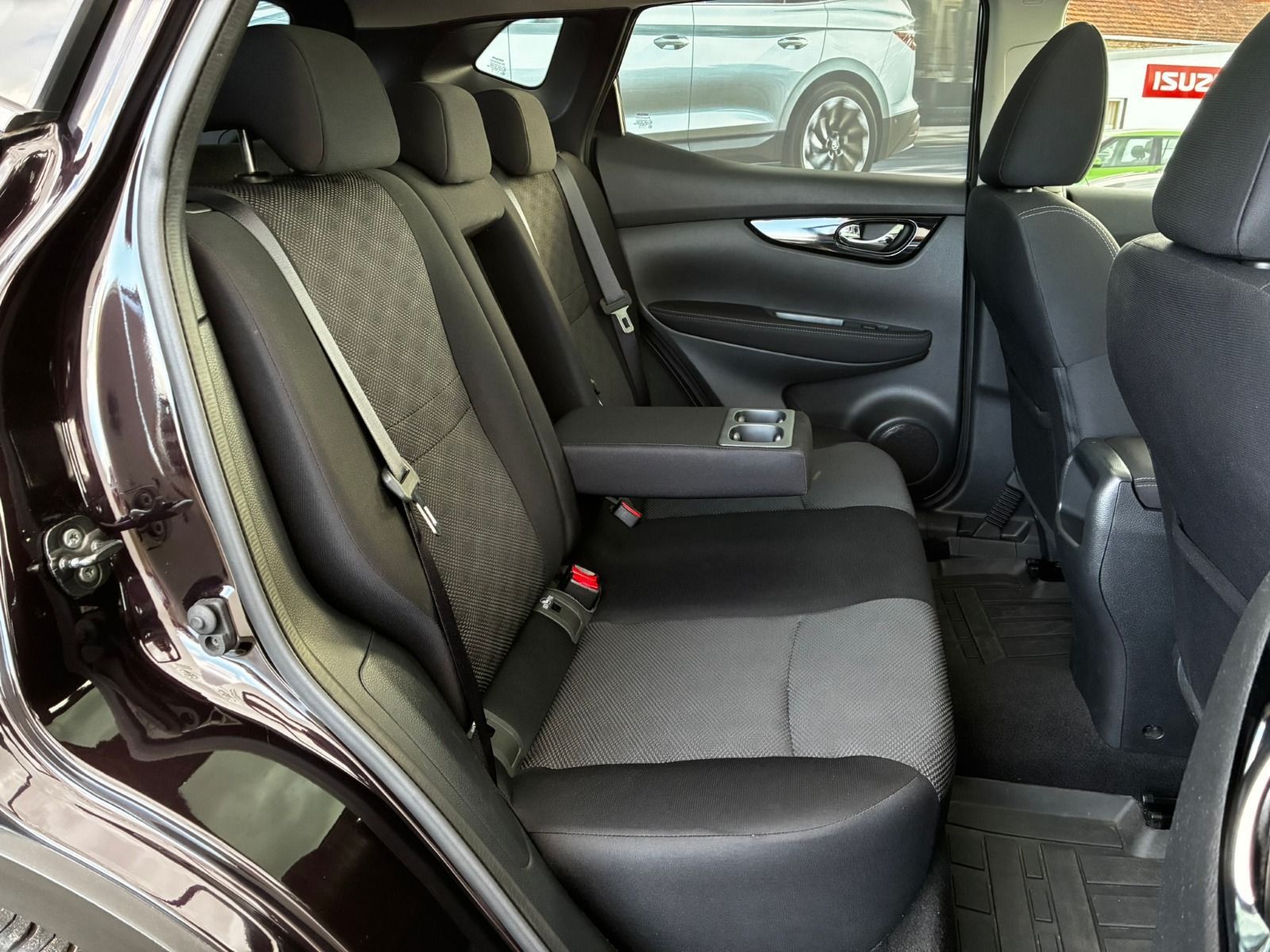 Fahrzeugabbildung Nissan Qashqai 115PS 6-Gang*360°Cam*NAVI*AHK*