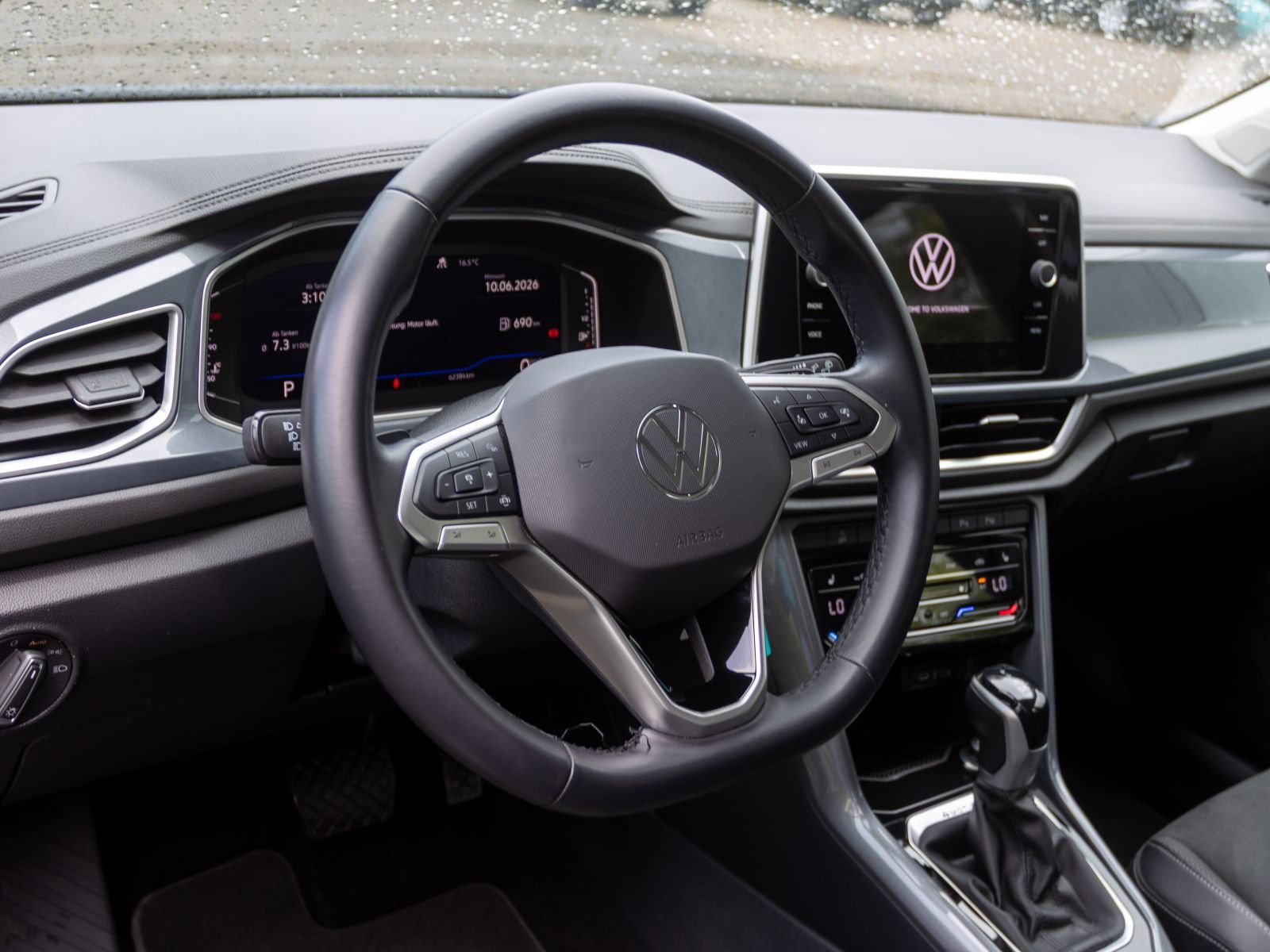 Volkswagen T-Roc - Bild 13