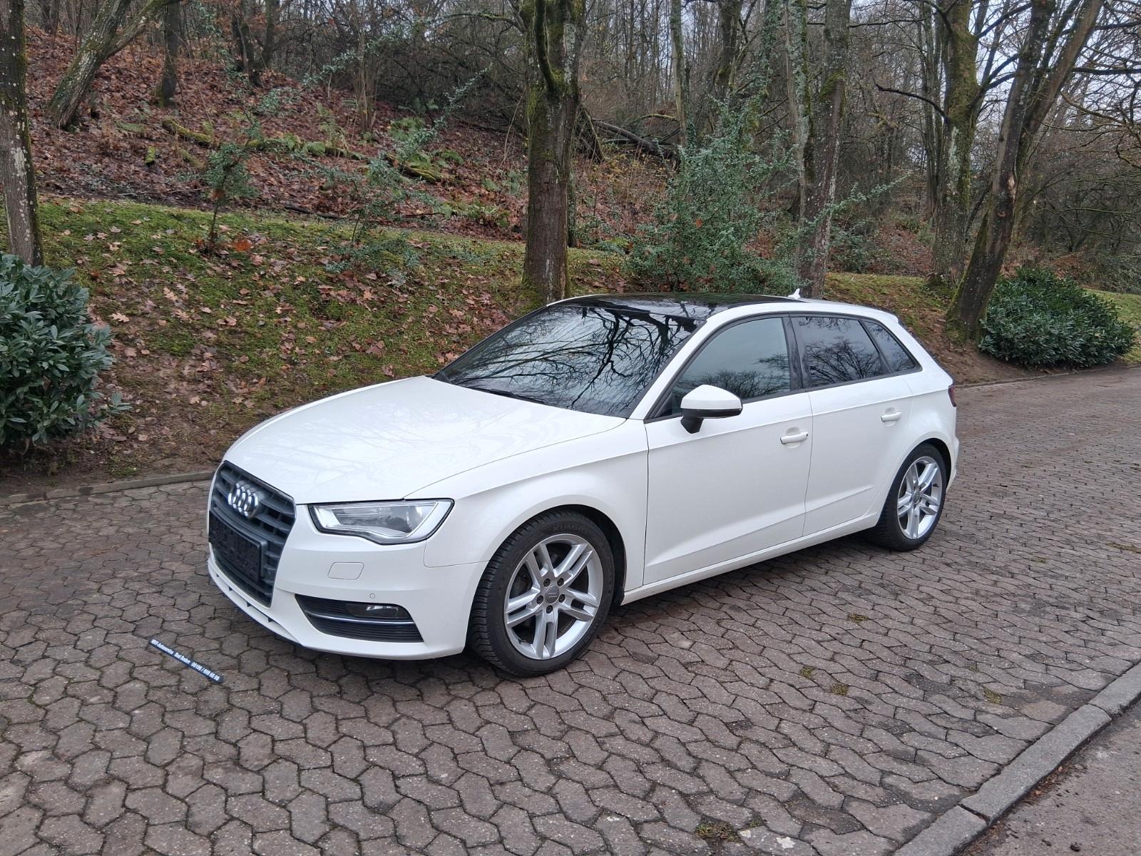 Audi A3 1.4 TFSI Ambition, Xenon, Panorama !