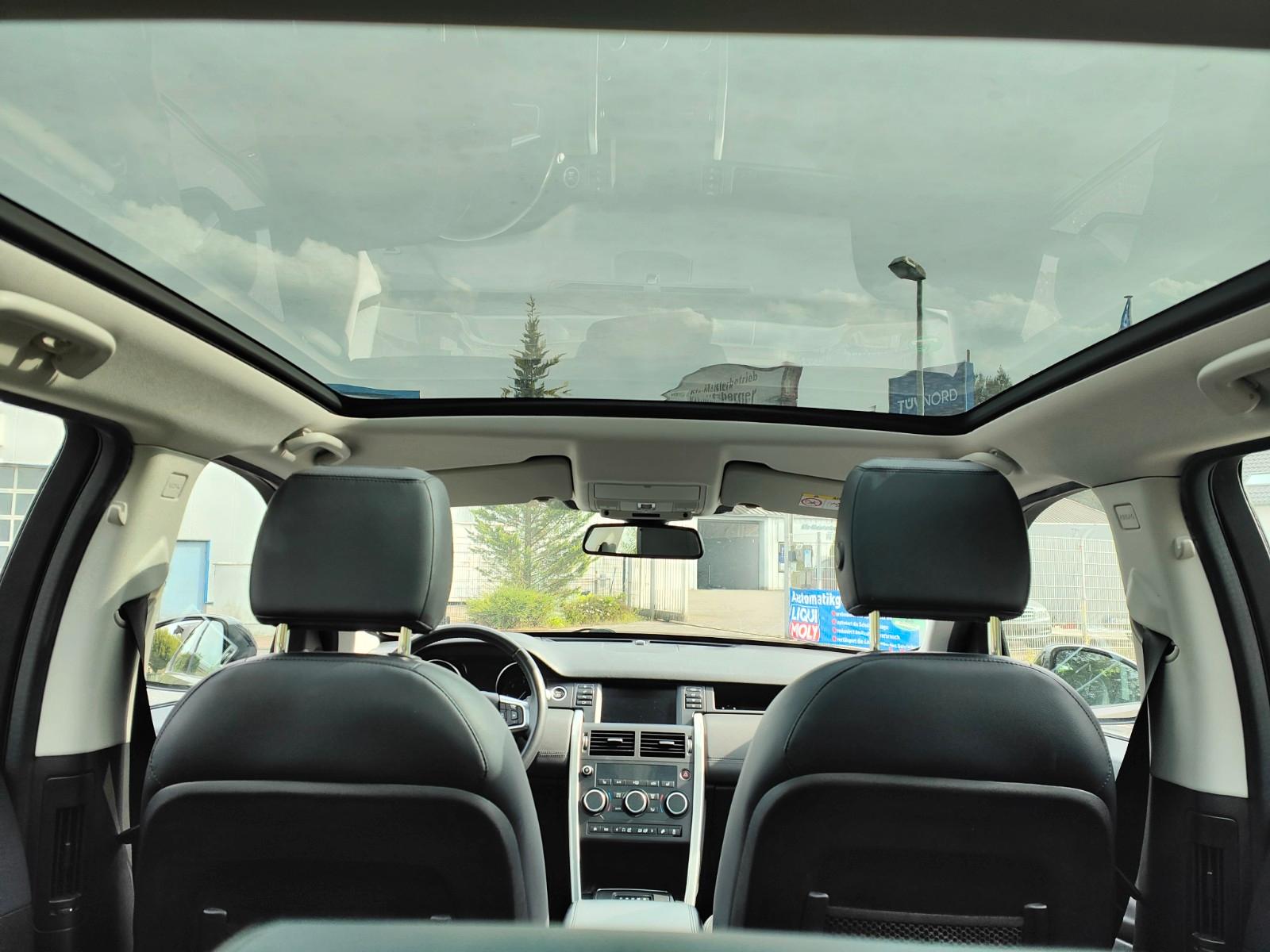 Land Rover Discovery Sport SE AWD