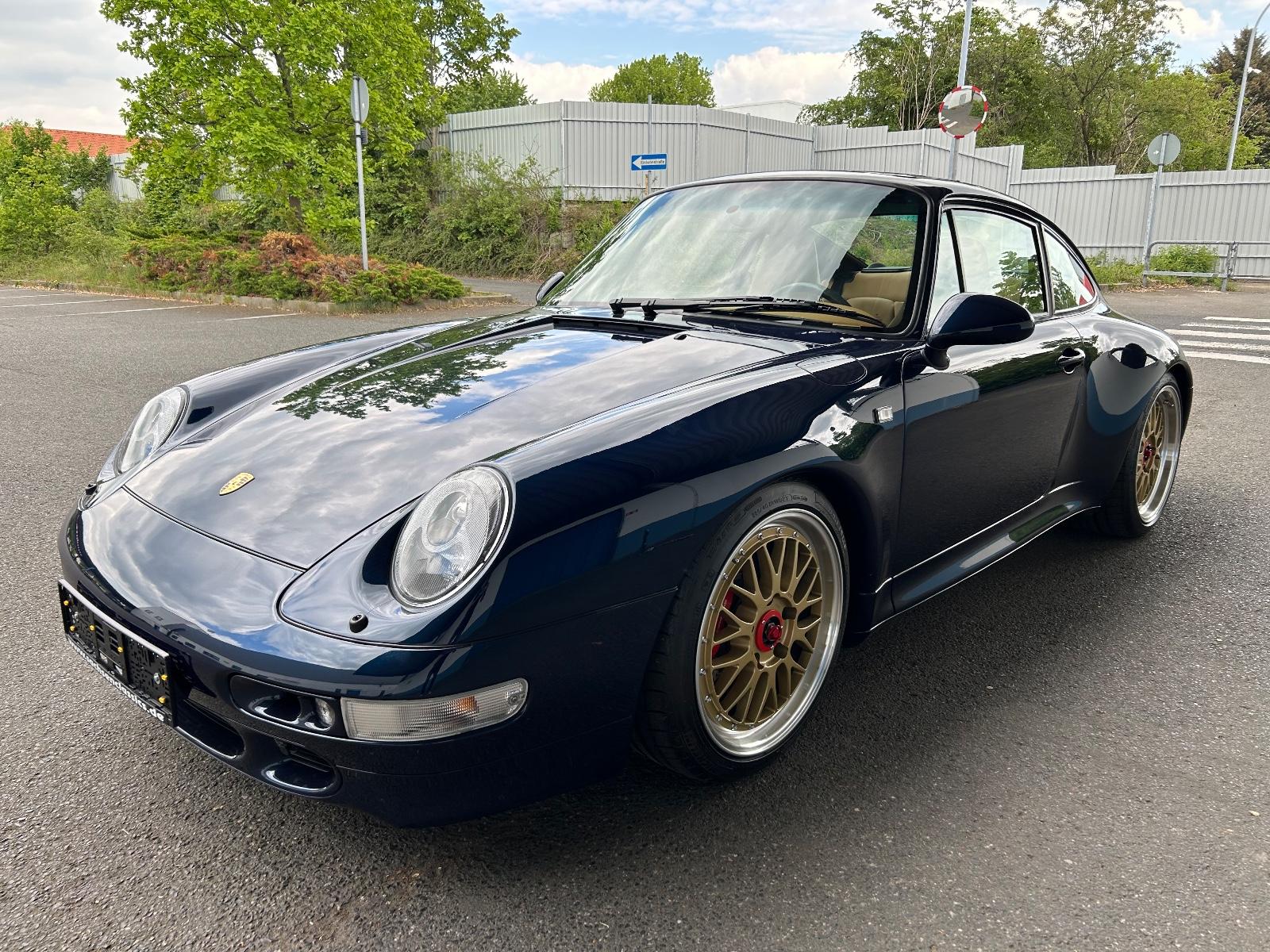 Porsche 993 Carrera 4S Coupé 6-GANG* TRAUMZUSTAND