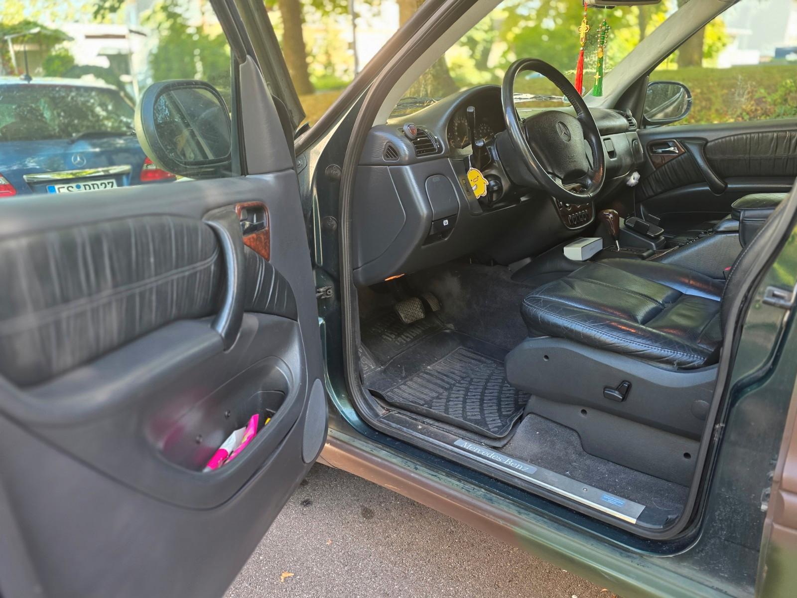 Mercedes-Benz ML 430