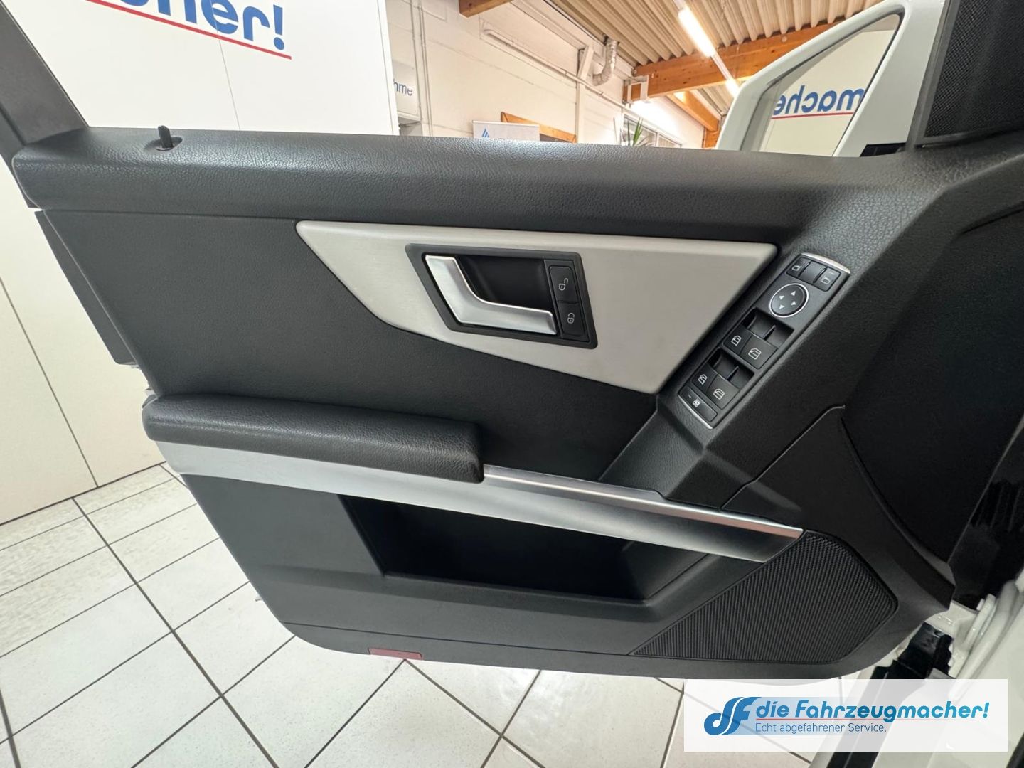 Fahrzeugabbildung Mercedes-Benz GLK 220 CDI BlueEfficiency 4Matic  Klima e-Sitze