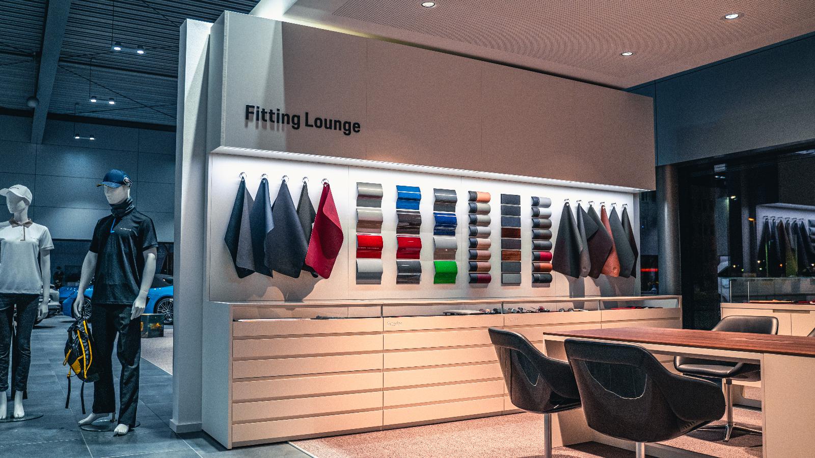 showroom-image-top