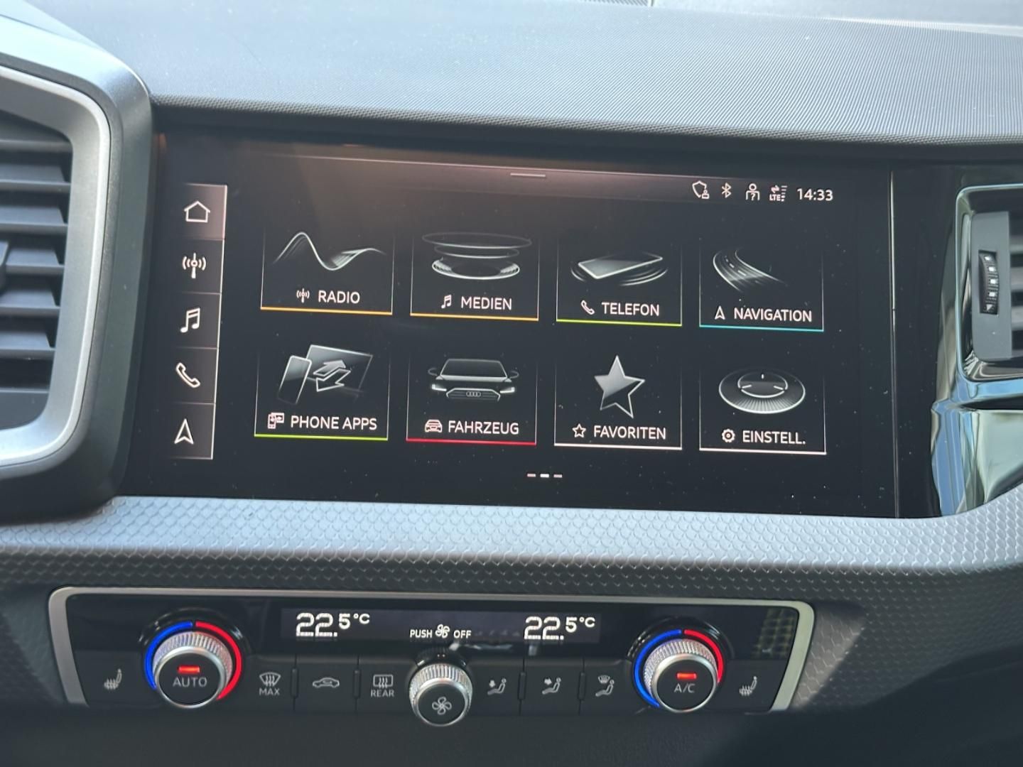 Fahrzeugabbildung Audi A1 Sportback S line S-Line 25 TFSI LED Smartphon