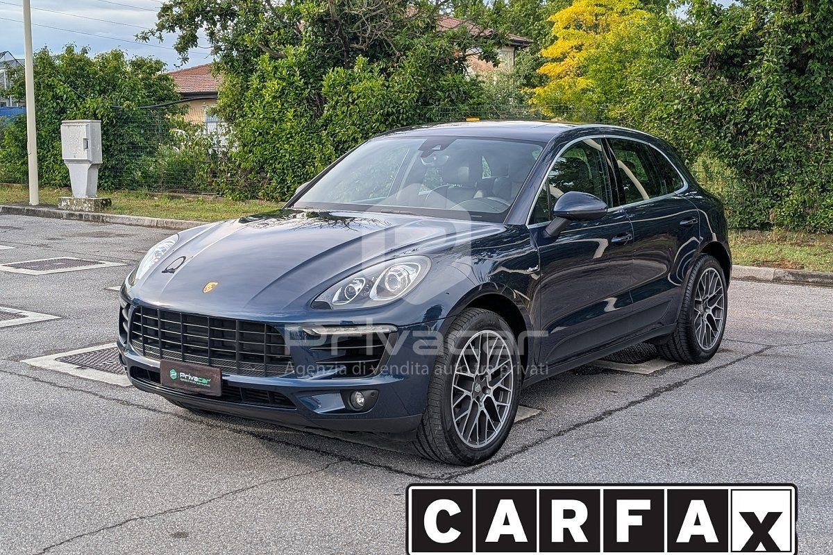PORSCHE Macan