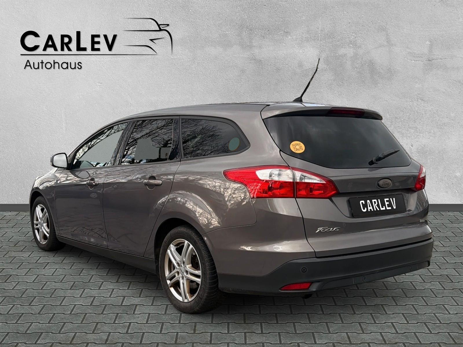 Ford Focus 2014 — photo 5