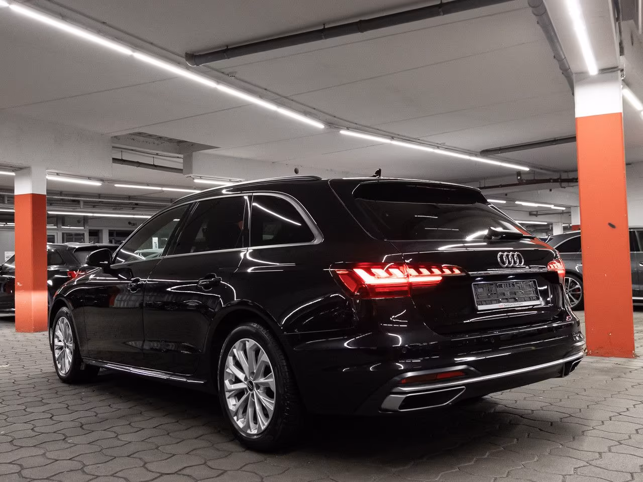 Audi A4 Avant 35 TFSI advanced S line Keyless CarPlay, миниатюра 4