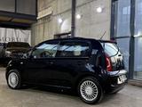 Volkswagen up! high up! Automatik Navi Panorama Sitzheizung - Volkswagen up!: High