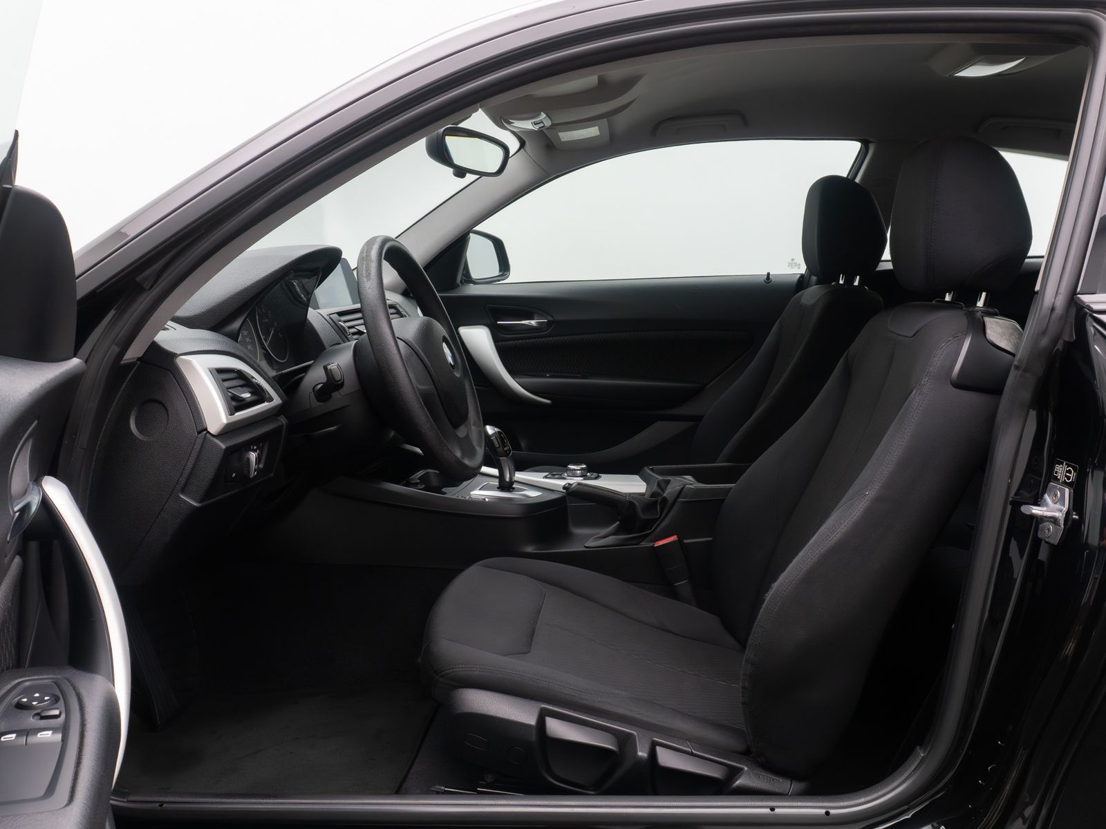 Fahrzeugabbildung BMW 116i Aut NaviBusiness Sitzheizung Freisprecheinr