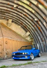 BMW E30 320i Cabrio Rieger Style H-Kennzei... - BMW 320 aus 1988 mit Benzin-Antrieb: Cabrio