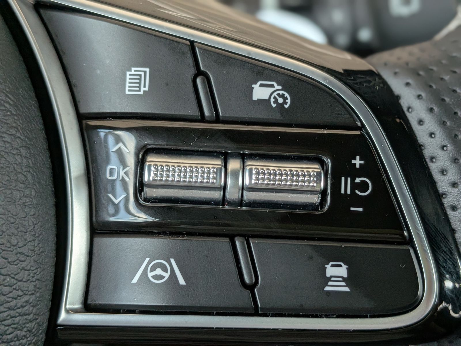 Fahrzeugabbildung Kia cee'd / Ceed GT Line LED JBL ACC KAM 7-JAHRE GAR