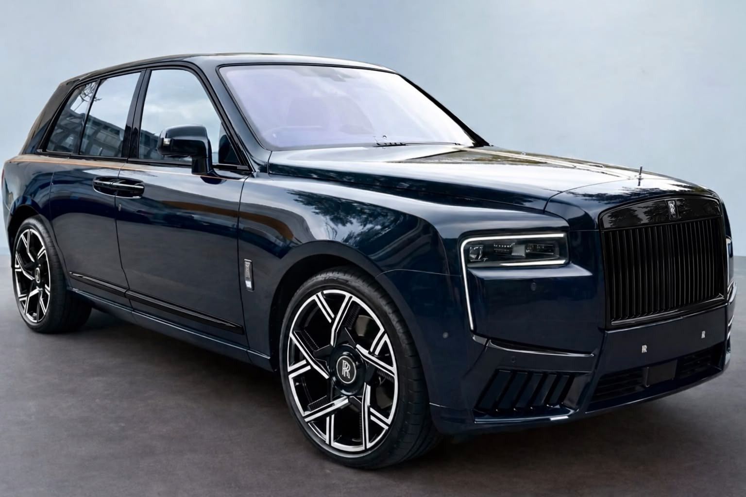 Rolls-Royce Cullinan -II look BLACK BADGE