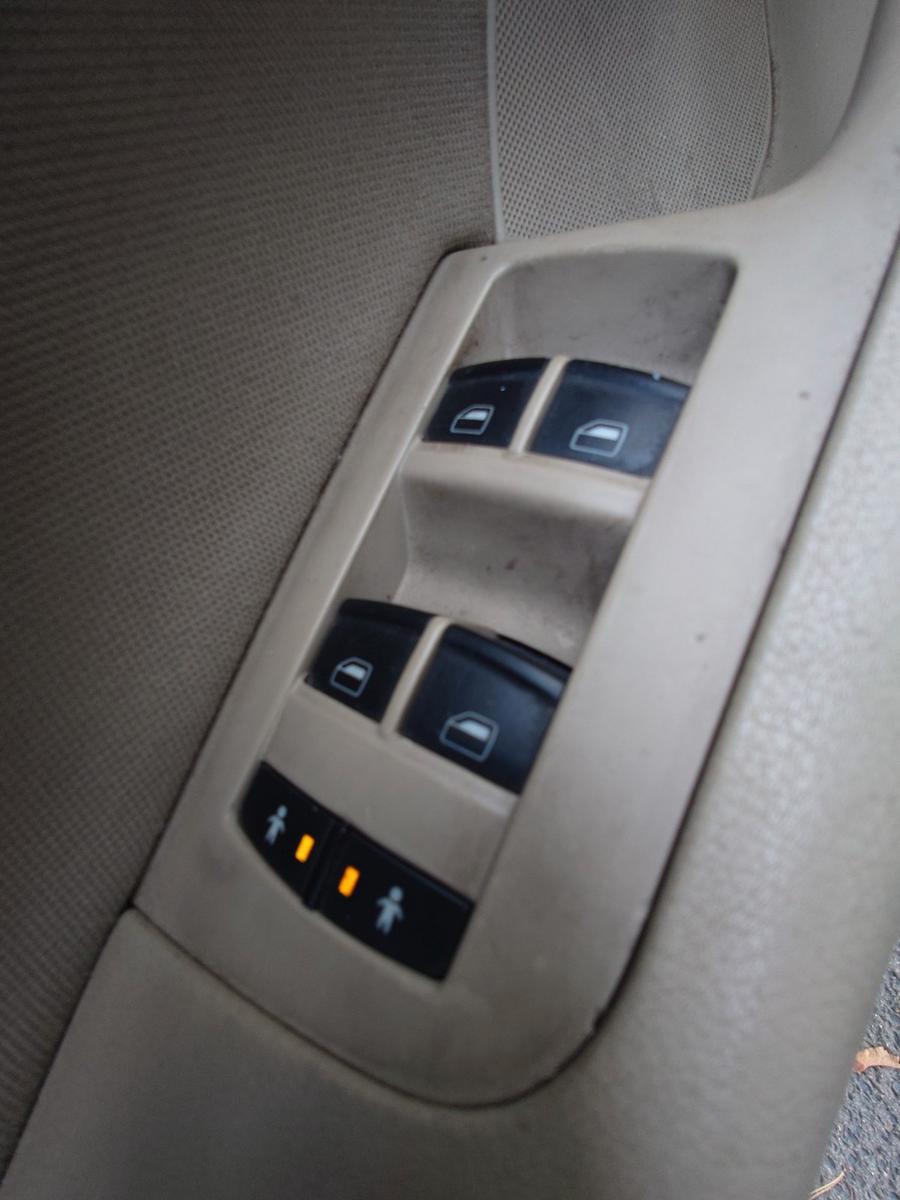 Audi A6 2006 — photo 9