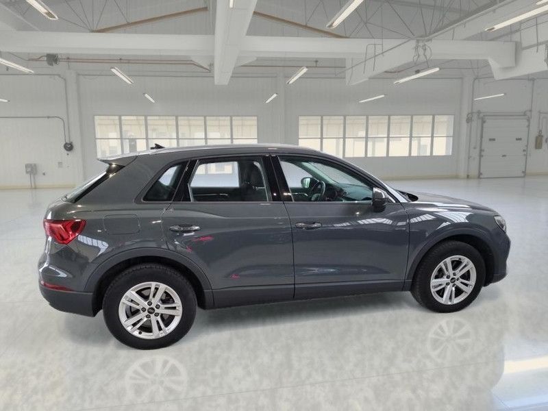 Audi AUDI Q3 45 TFSI E S TRONIC BUSINESS SUV imagem 3