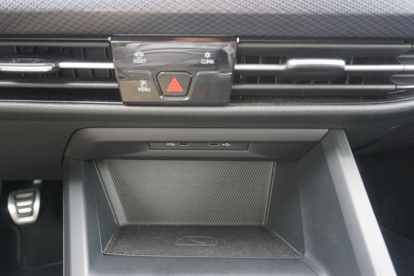 Volkswagen Golf VIII 1.0 TSI United LED Navi Android Apple, миниатюра 18