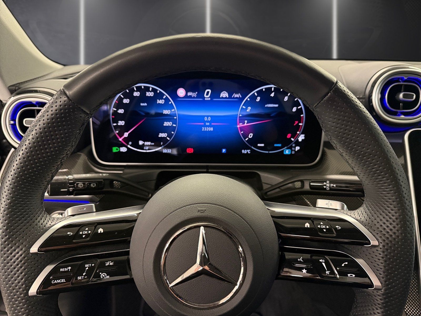 Fahrzeugabbildung Mercedes-Benz C 200 T AMG Prem.*Distronic*Totwink*360°*Memory*