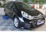 Kia Rio Attract - Kia Rio: Attract