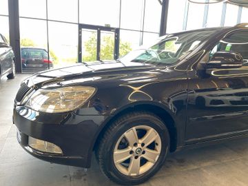 Skoda Octavia Combi Impuls Edition 1.4*SHZ*PDC*2.HAND*