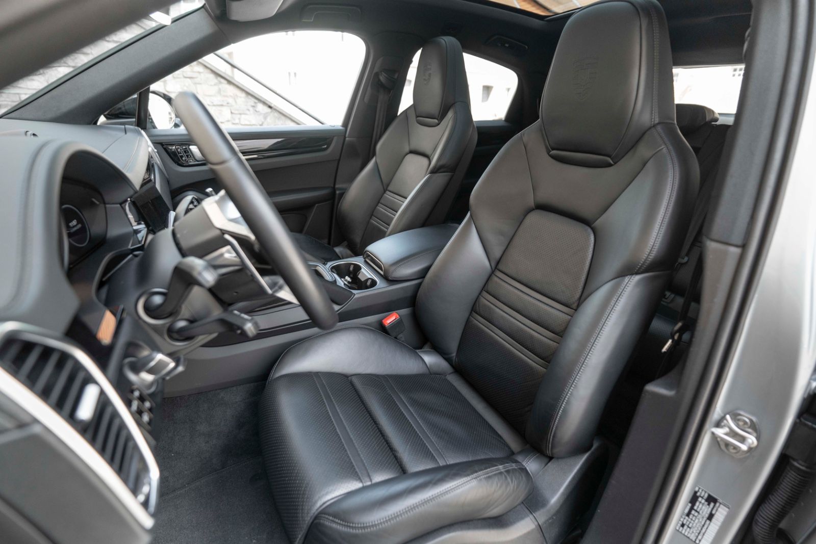 Fahrzeugabbildung Porsche Cayenne Coupe S PASM BOSE CARPLAY ACC CHRONO 360