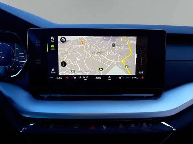 Fahrzeugabbildung Skoda Octavia Combi Clever 2.0TDI DSG AHK Navi Kamera