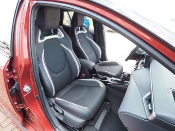 Bild 25 Toyota Corolla 2,0 Hybrid GR Sport Touring Sports