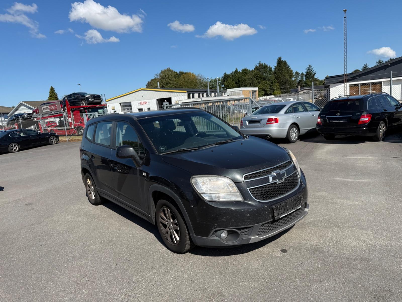 Chevrolet Orlando 2013 — interior