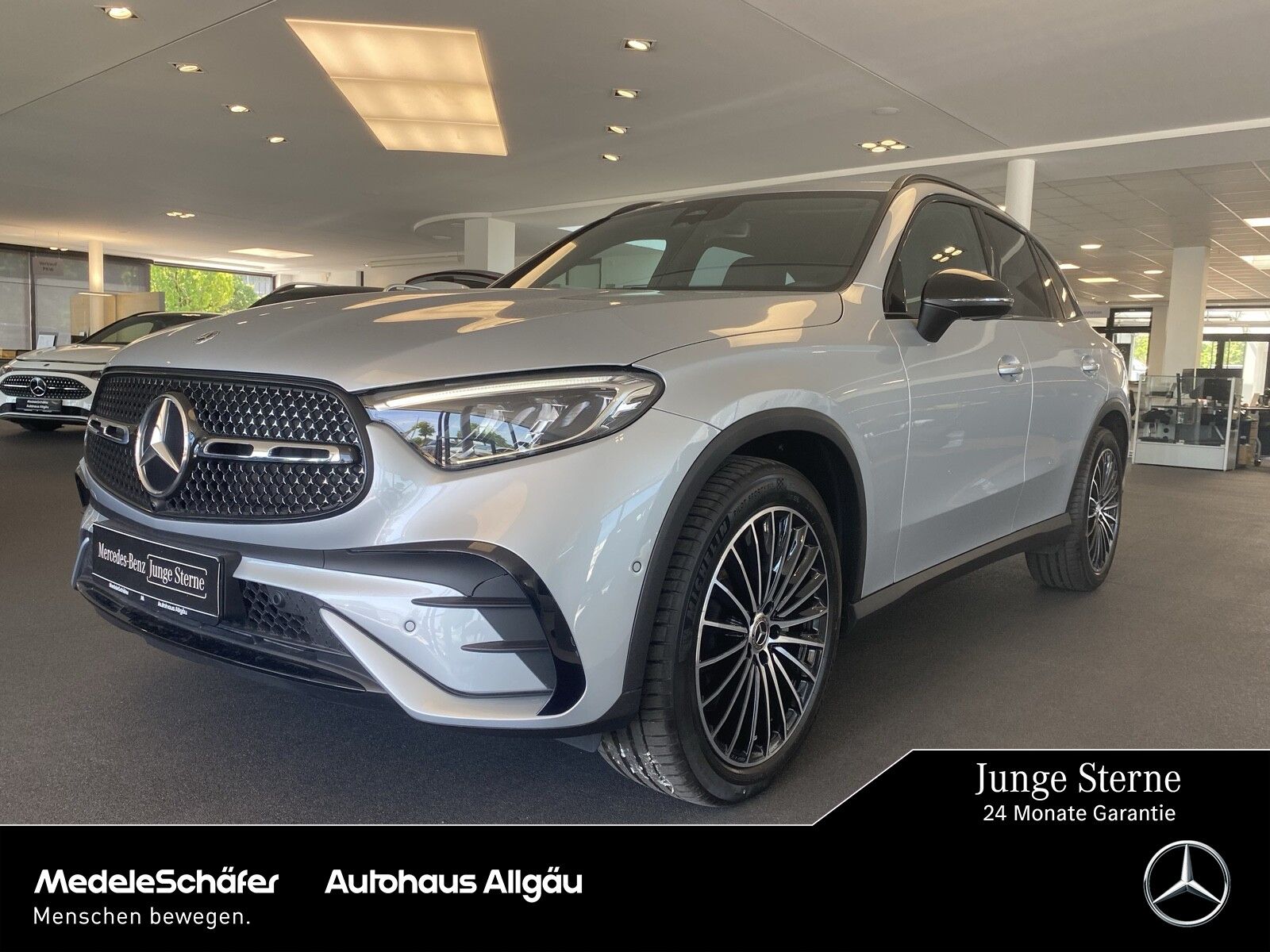 MERCEDES-BENZ GLC 220 d 4M AMG Night AHK MBUX Easy-P Kam 20"