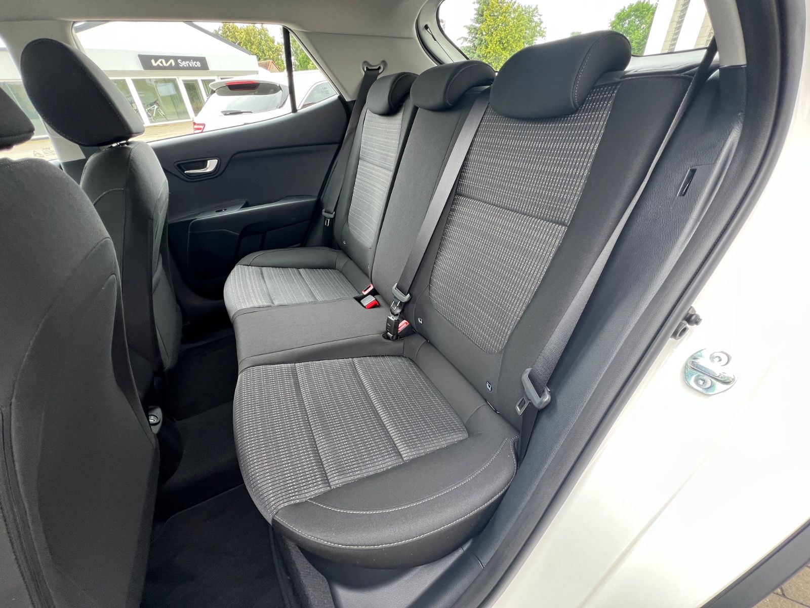 Fahrzeugabbildung Kia Stonic 1.0T GDI DCT Vision