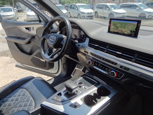Fahrzeugabbildung Audi Q7 3.0TDI/HUD/Pano/StH/22-Zoll/1.Hd/AHK/3xS-Line