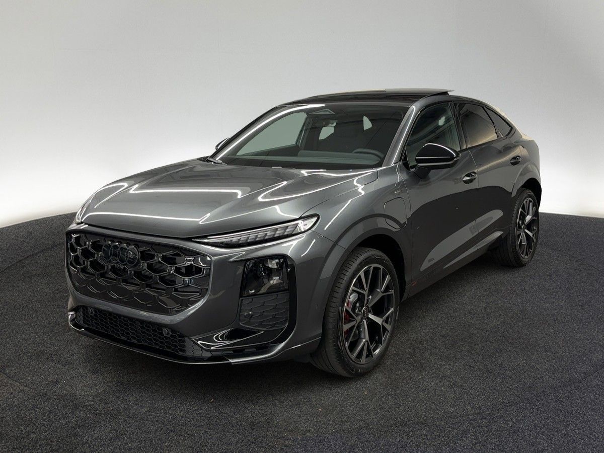 Audi Q3 Sportback e-hybrid S tronic imagem 2