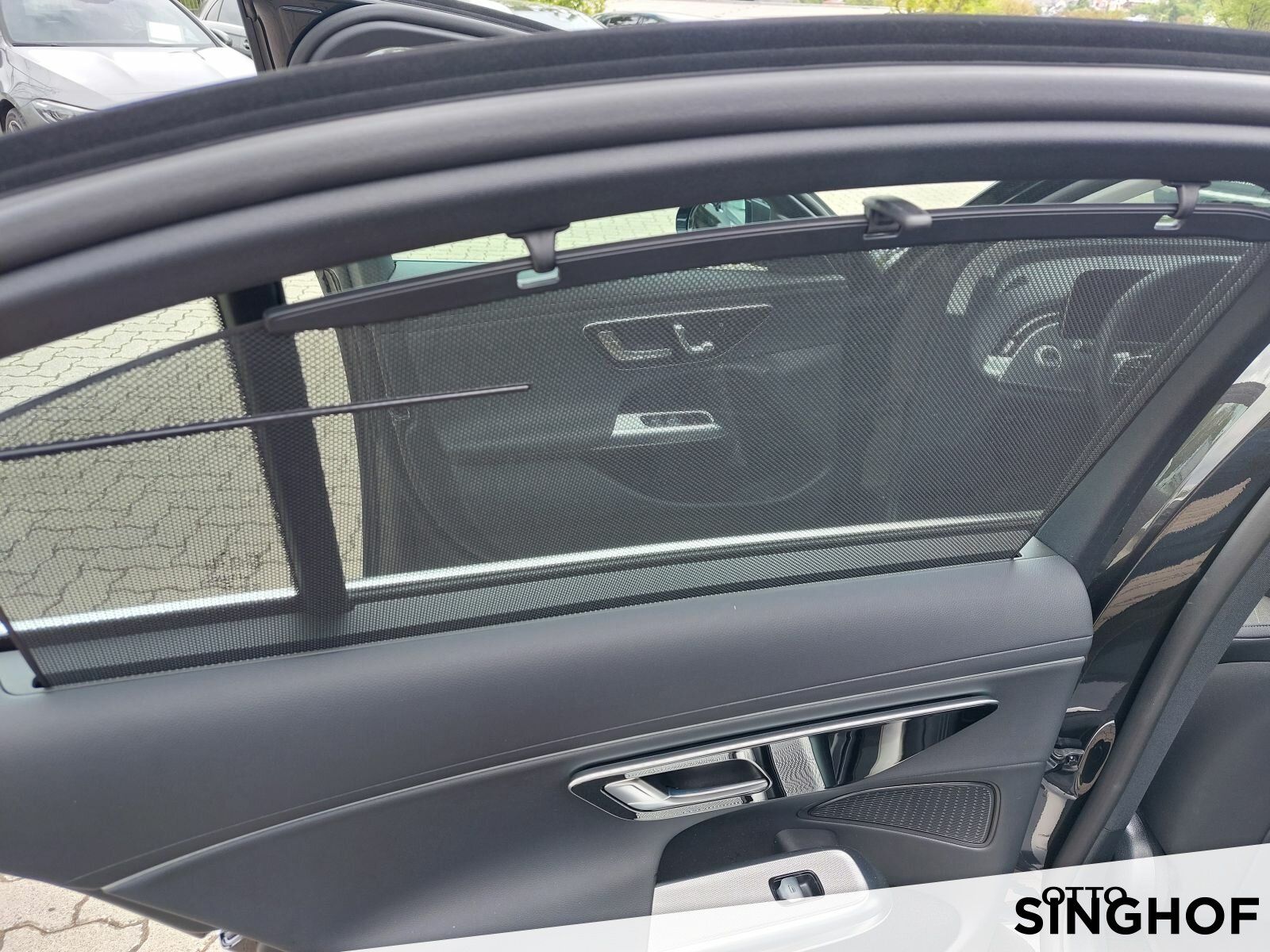 Fahrzeugabbildung Mercedes-Benz E 220 d Avantgarde +AHK+Digital LED+Standhg+360°